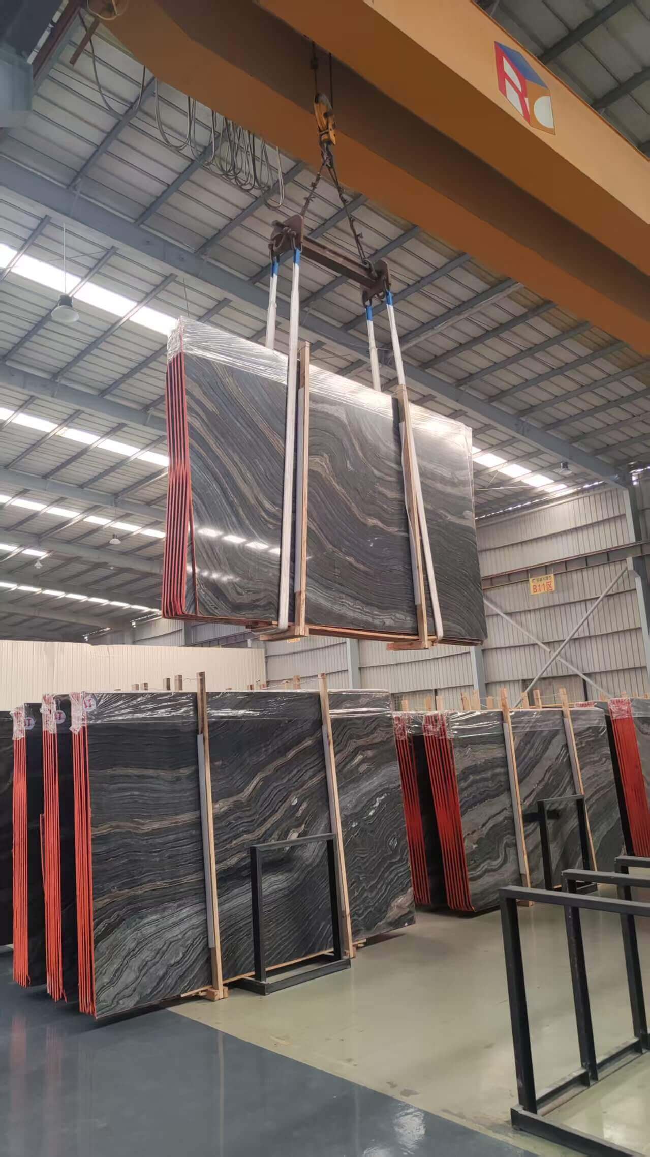 luxury wood grain natural slabs supplier.jpg luxury wood grain natural slabs supplier.jpg